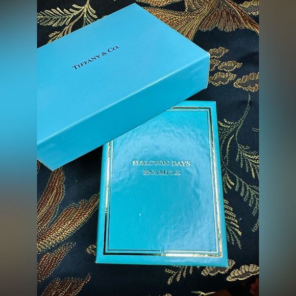 SOLD. Tiffany & Co Halcyon Days Enamels Samoset Resort MBNA 1994 Trinket Box - Picture 3 of 9